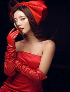 日本三级学生在线/两个人在线观看直播