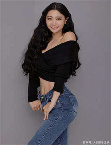 《性感美女av》