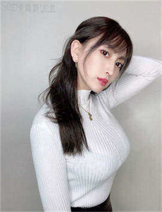 《欧美噜噜久久》