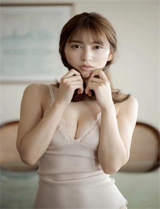 《中国美女视频》