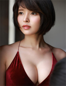 《欧美色图亚洲自拍》